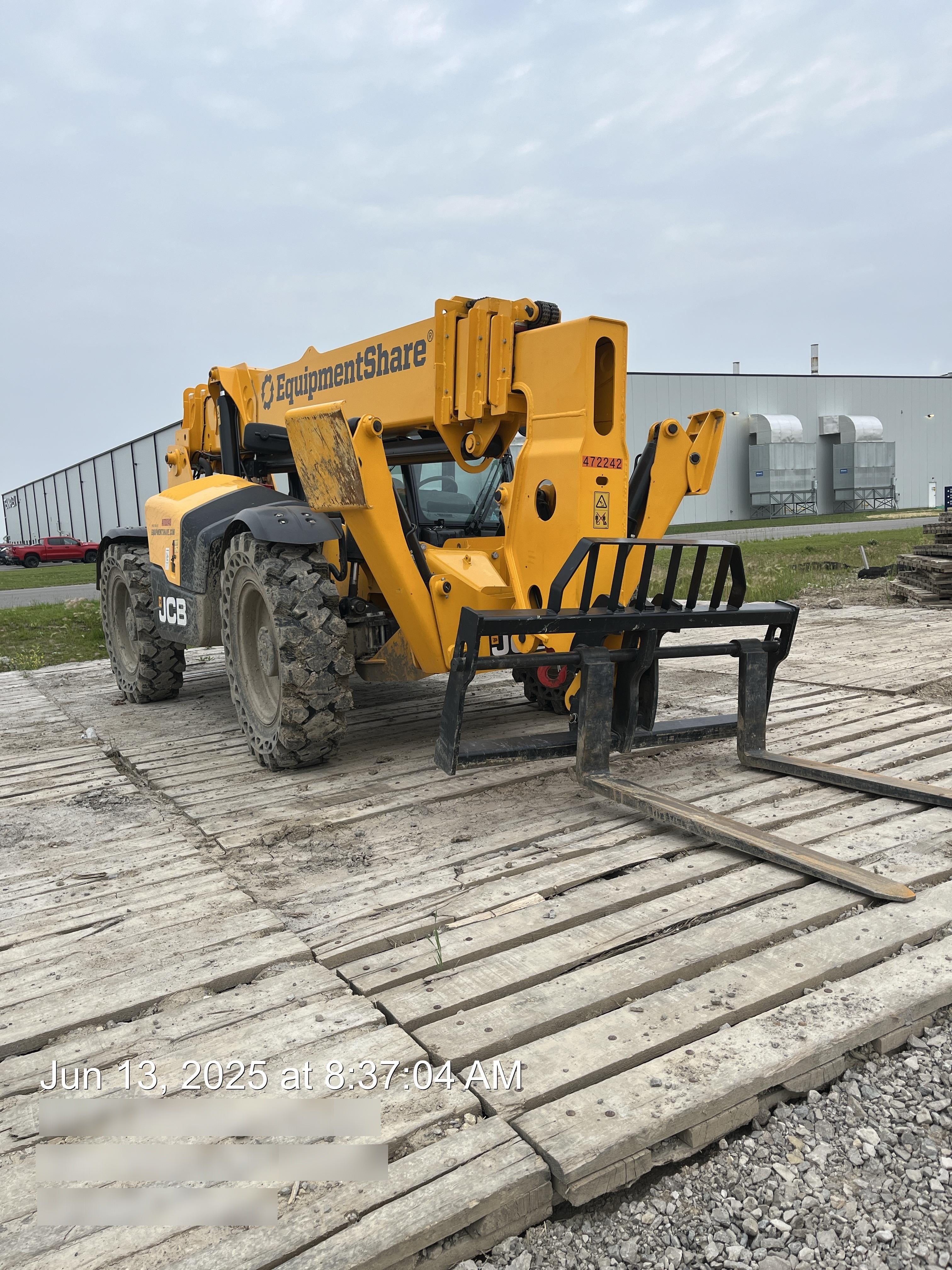 2025 JCB 512-56