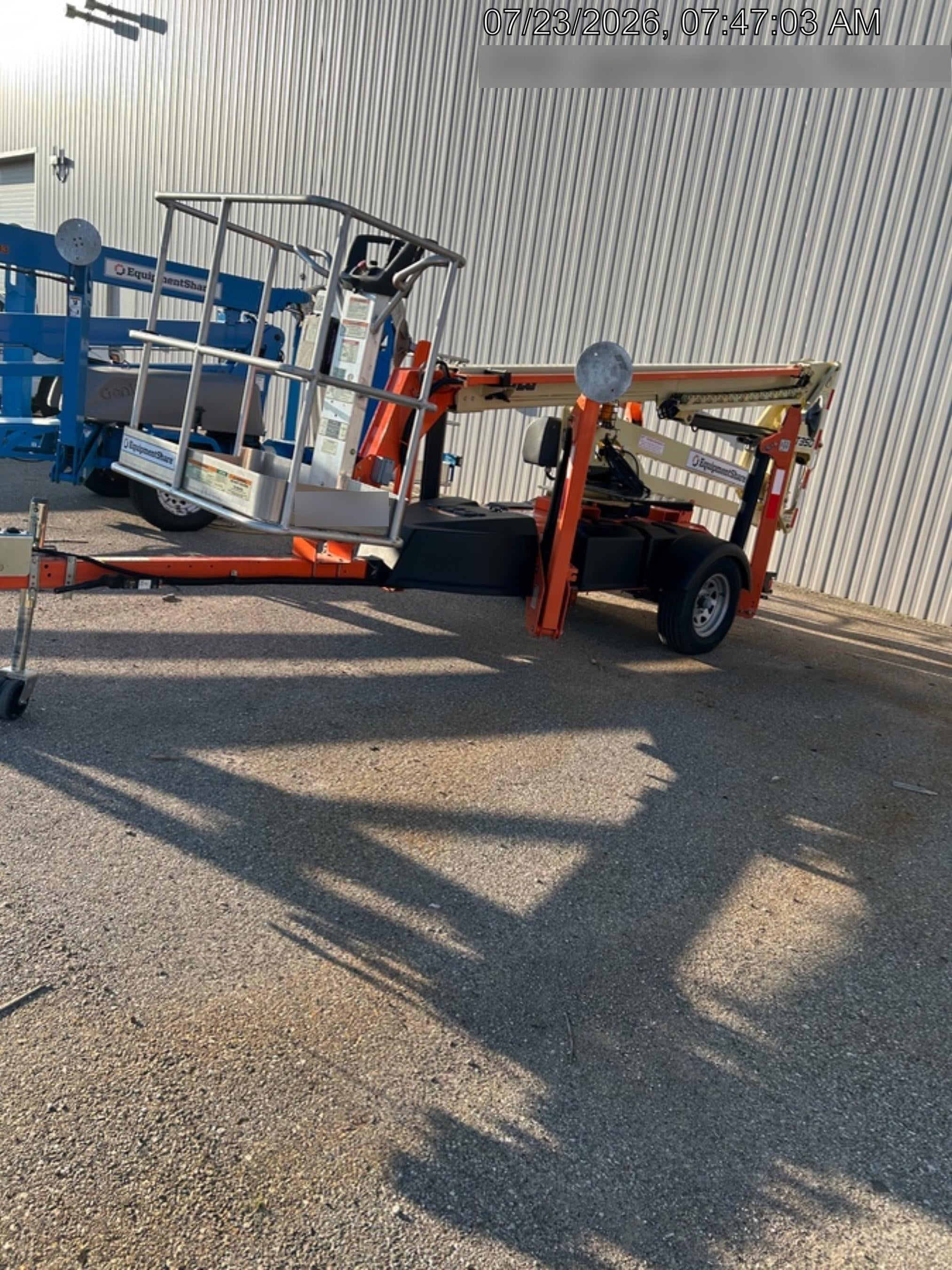 2022 JLG T350