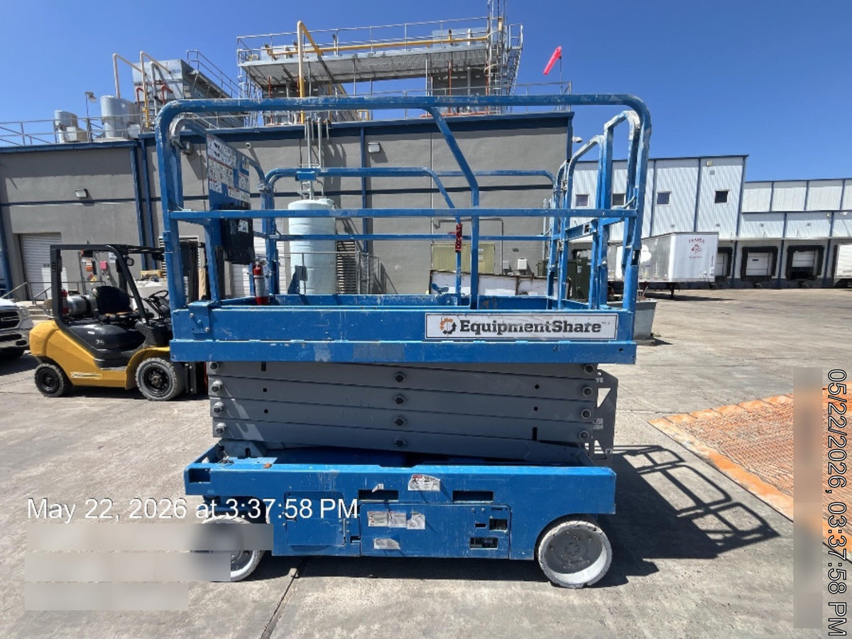 2022 GENIE GS-3246