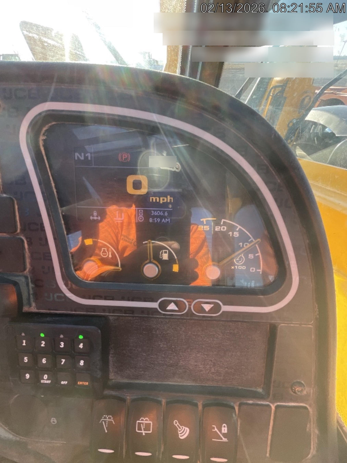 2021 JCB 512-56