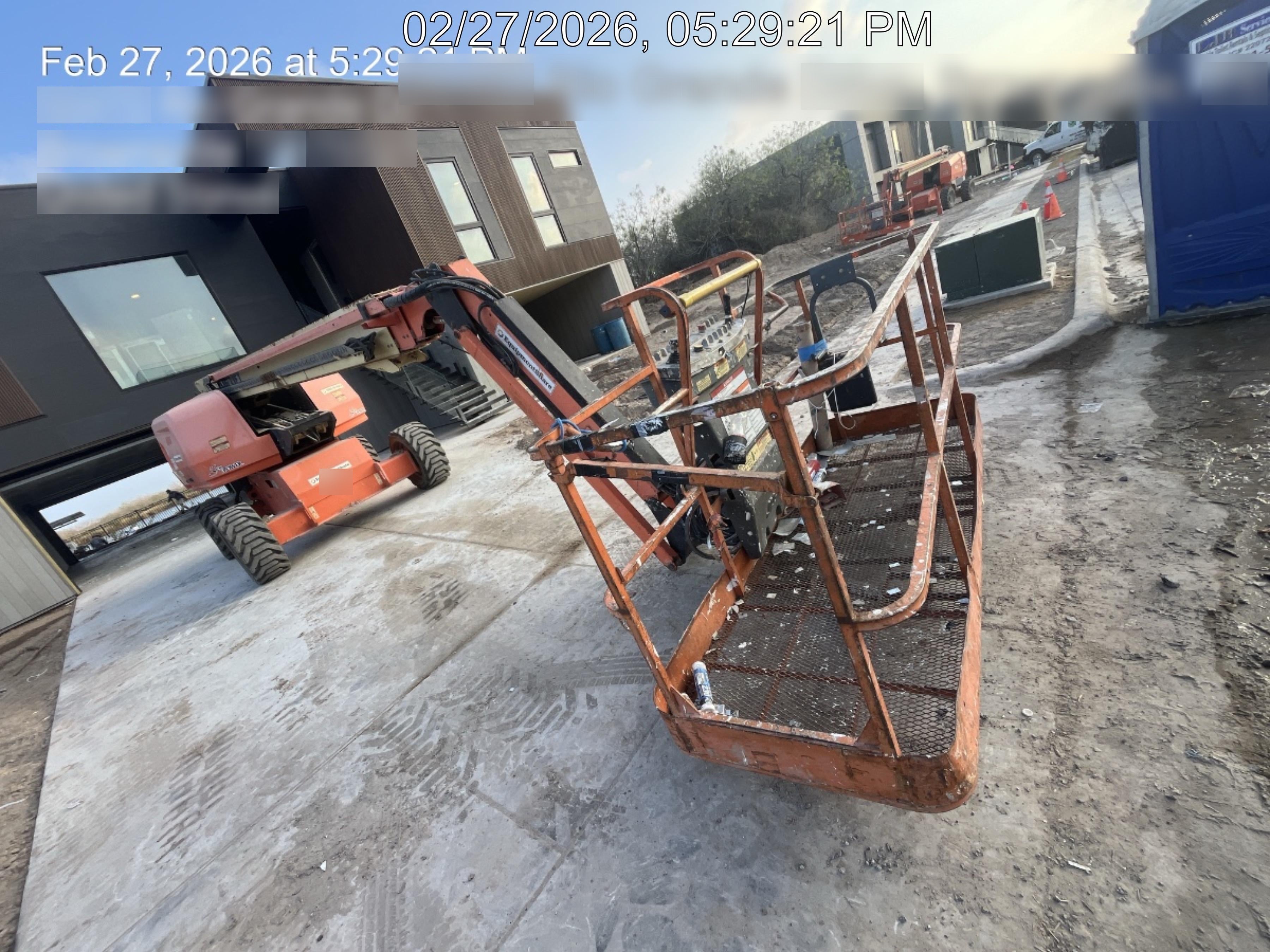 2018 JLG 660SJ