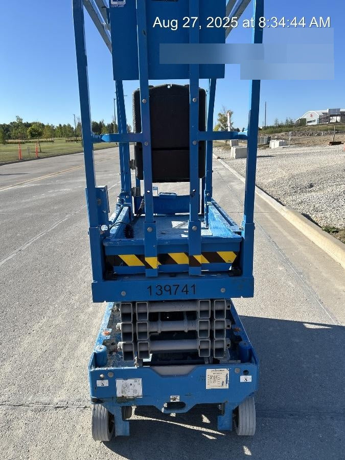 2021 GENIE GS-1330m