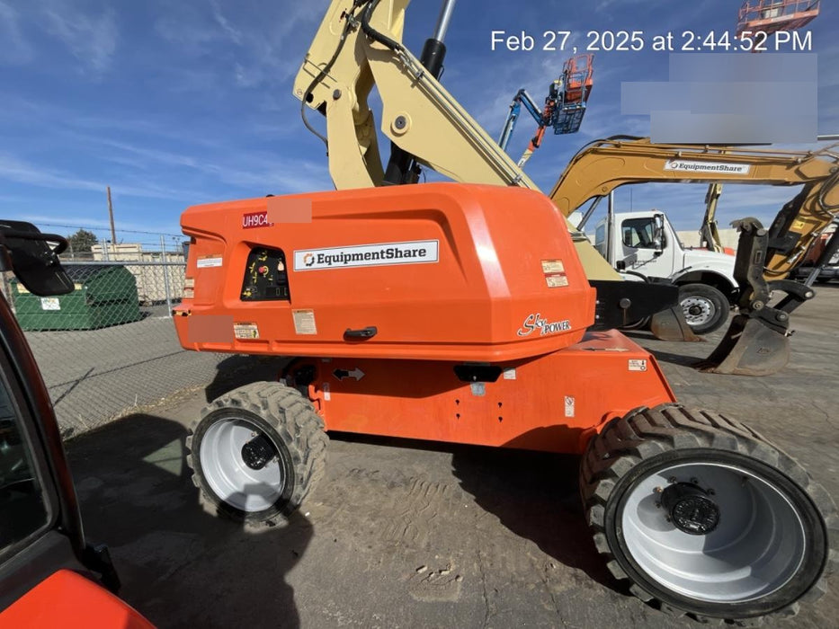 2020 JLG 600S