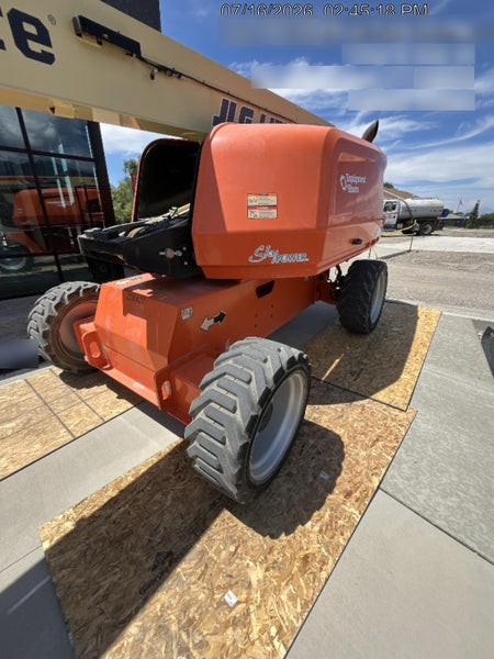 2022 JLG 660SJ