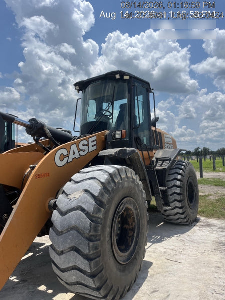 2022 CASE 821G
