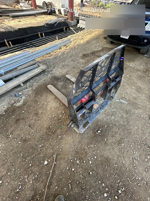 2022 PALADIN 48" Pallet Forks - Paladin