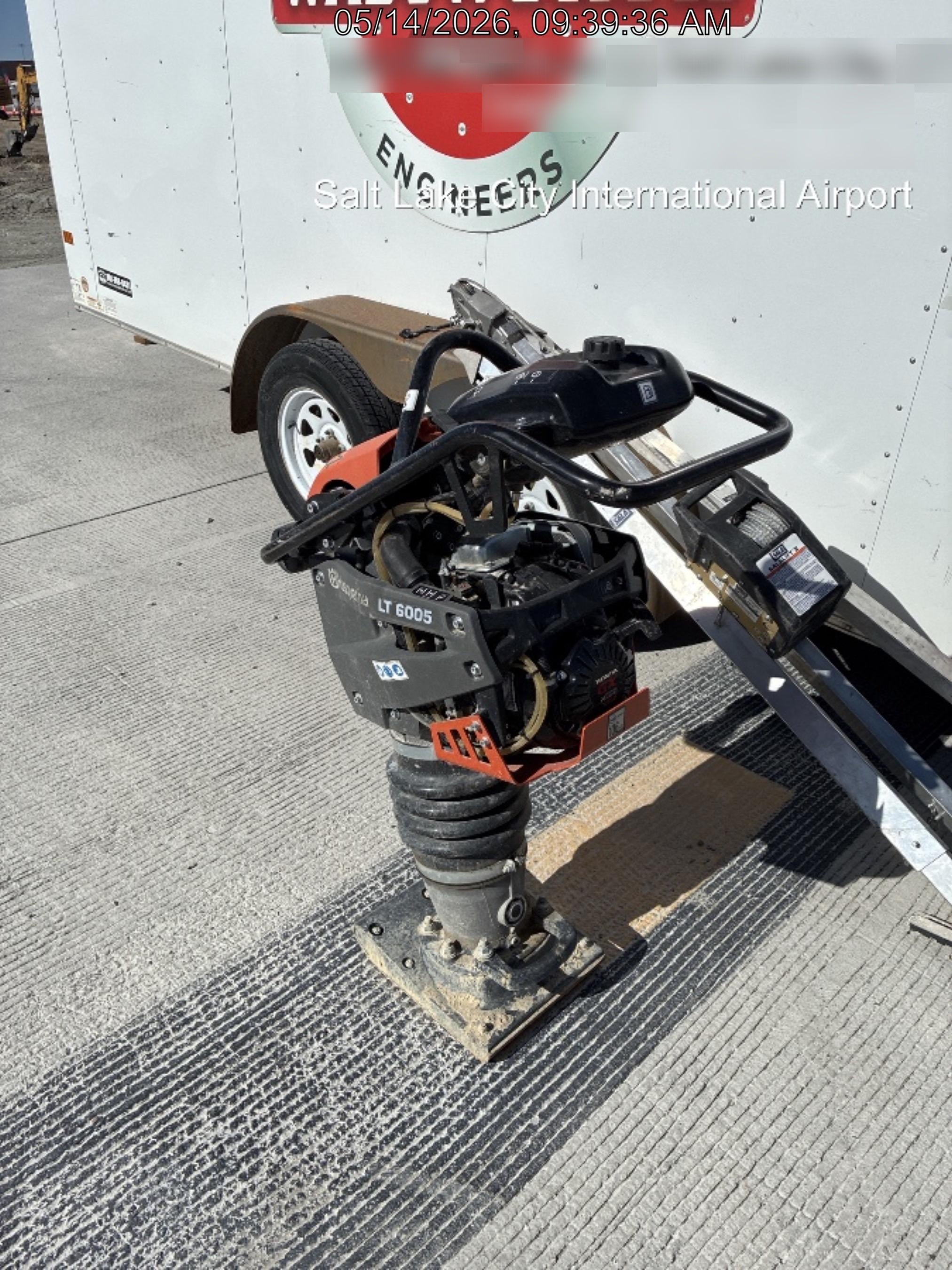 2024 HUSQVARNA LT6005