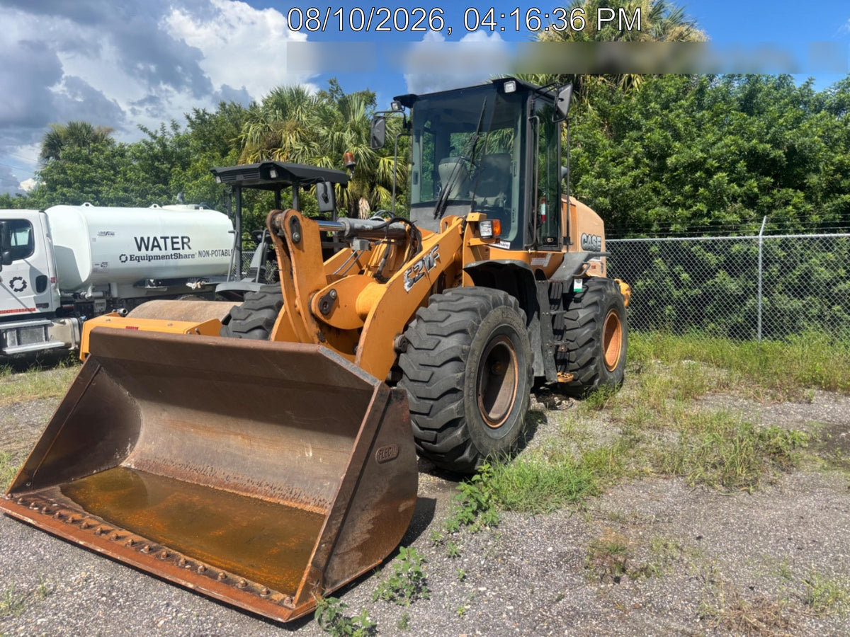 2016 CASE 621F