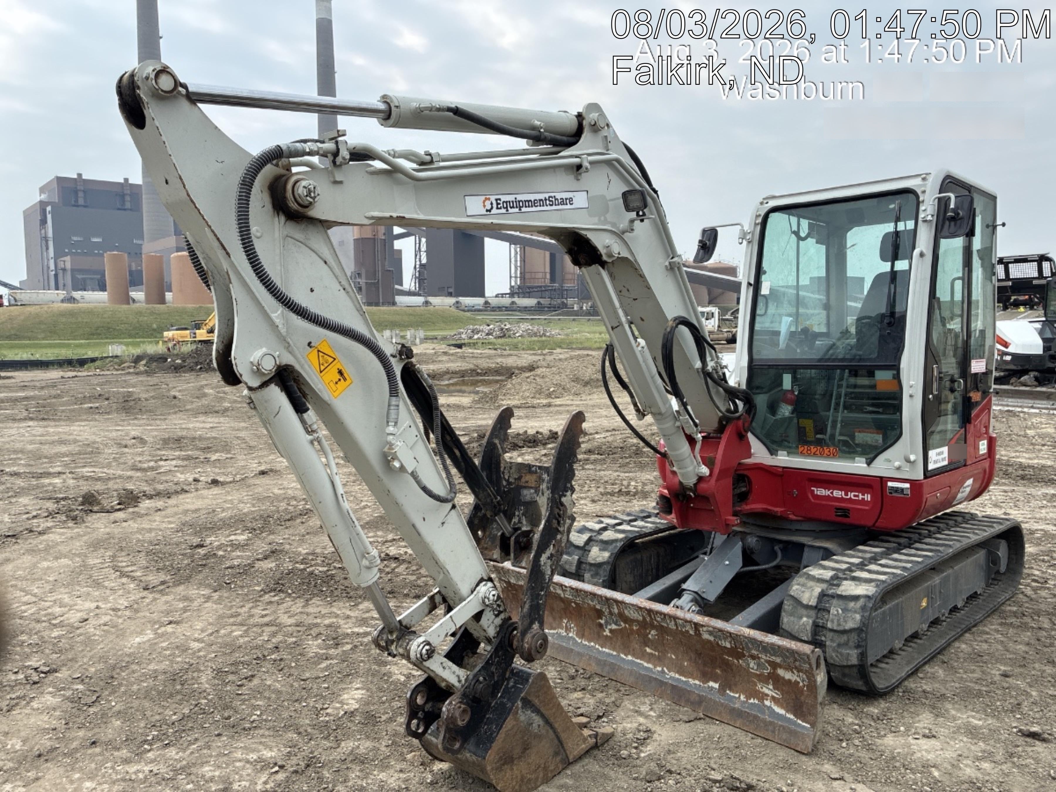 2022 TAKEUCHI TB250-2CR