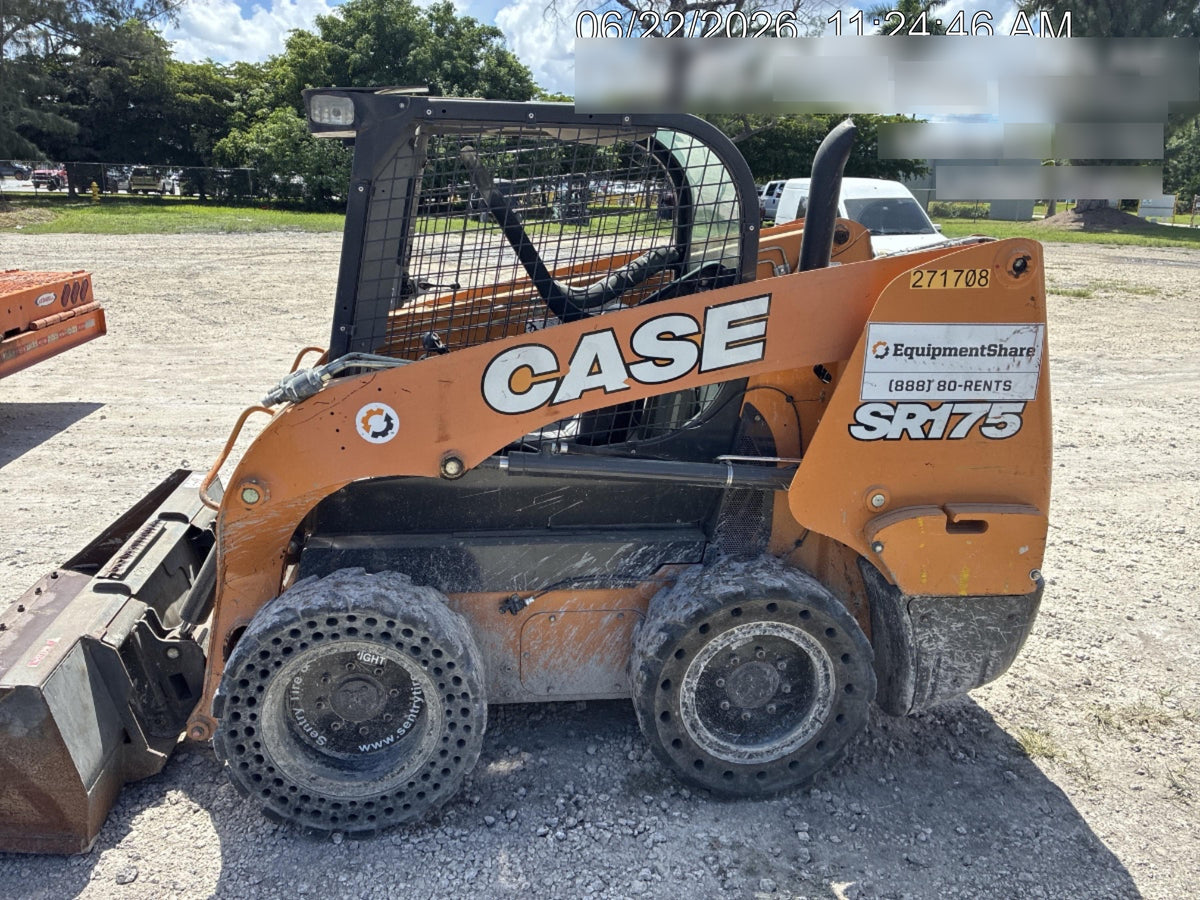 2019 CASE SR175