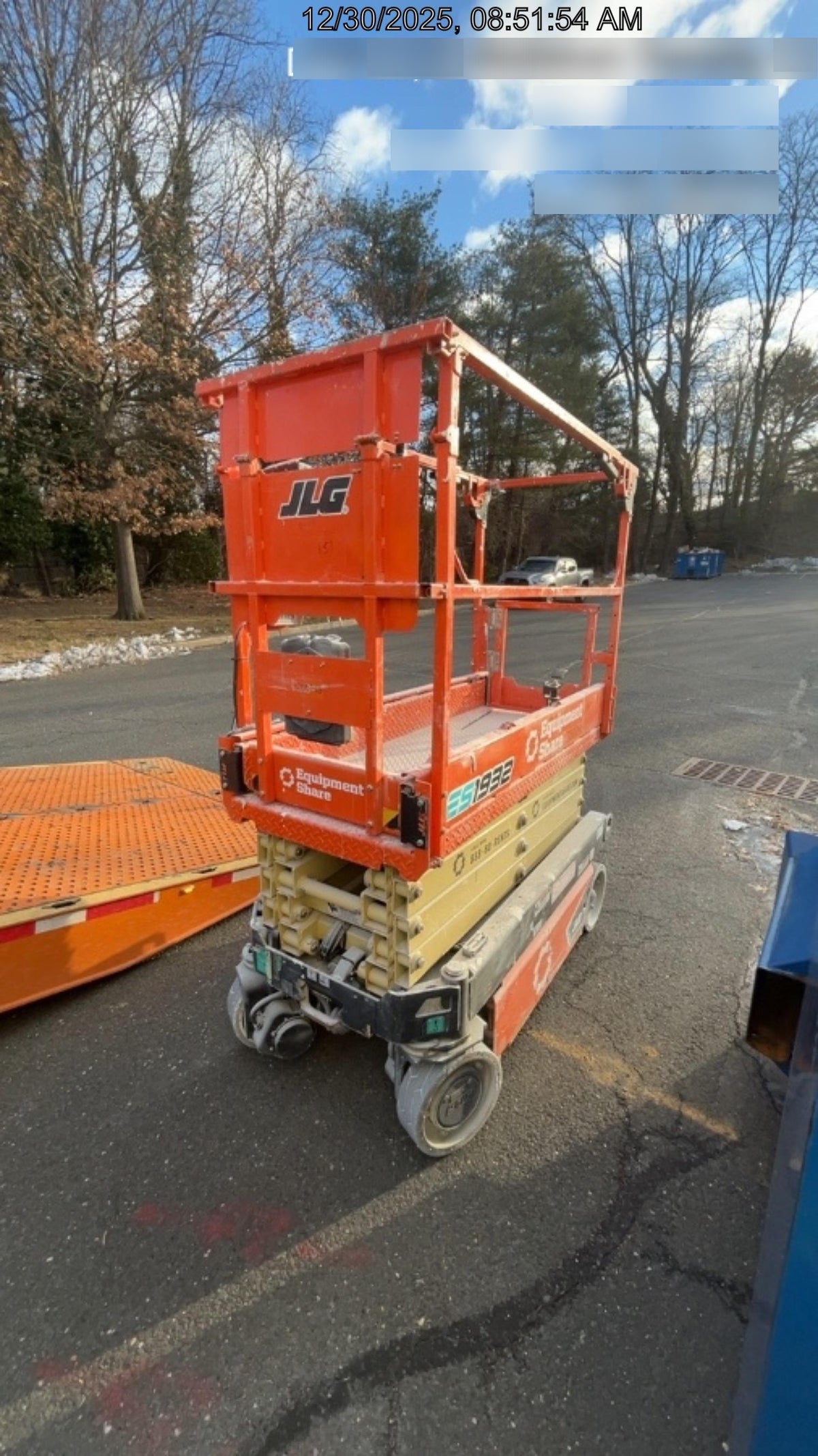 2022 JLG ES1932