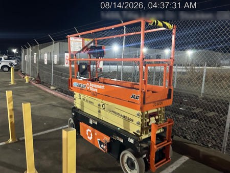 2022 JLG ES2632