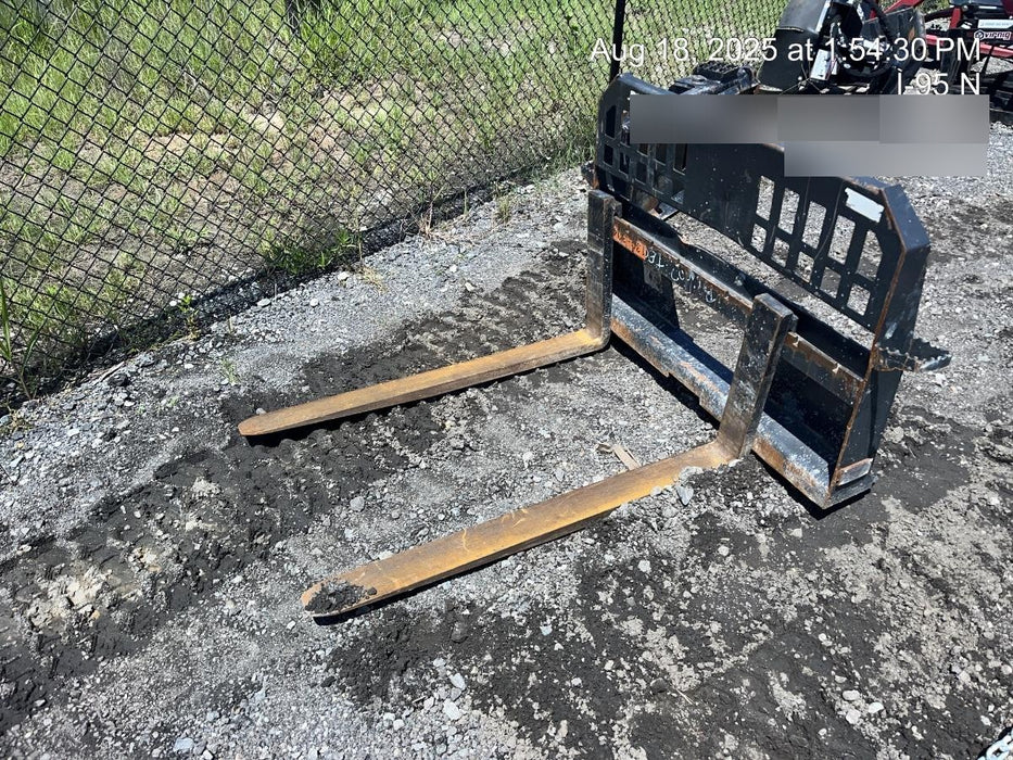 2019 PALADIN 48" Pallet Forks - Paladin