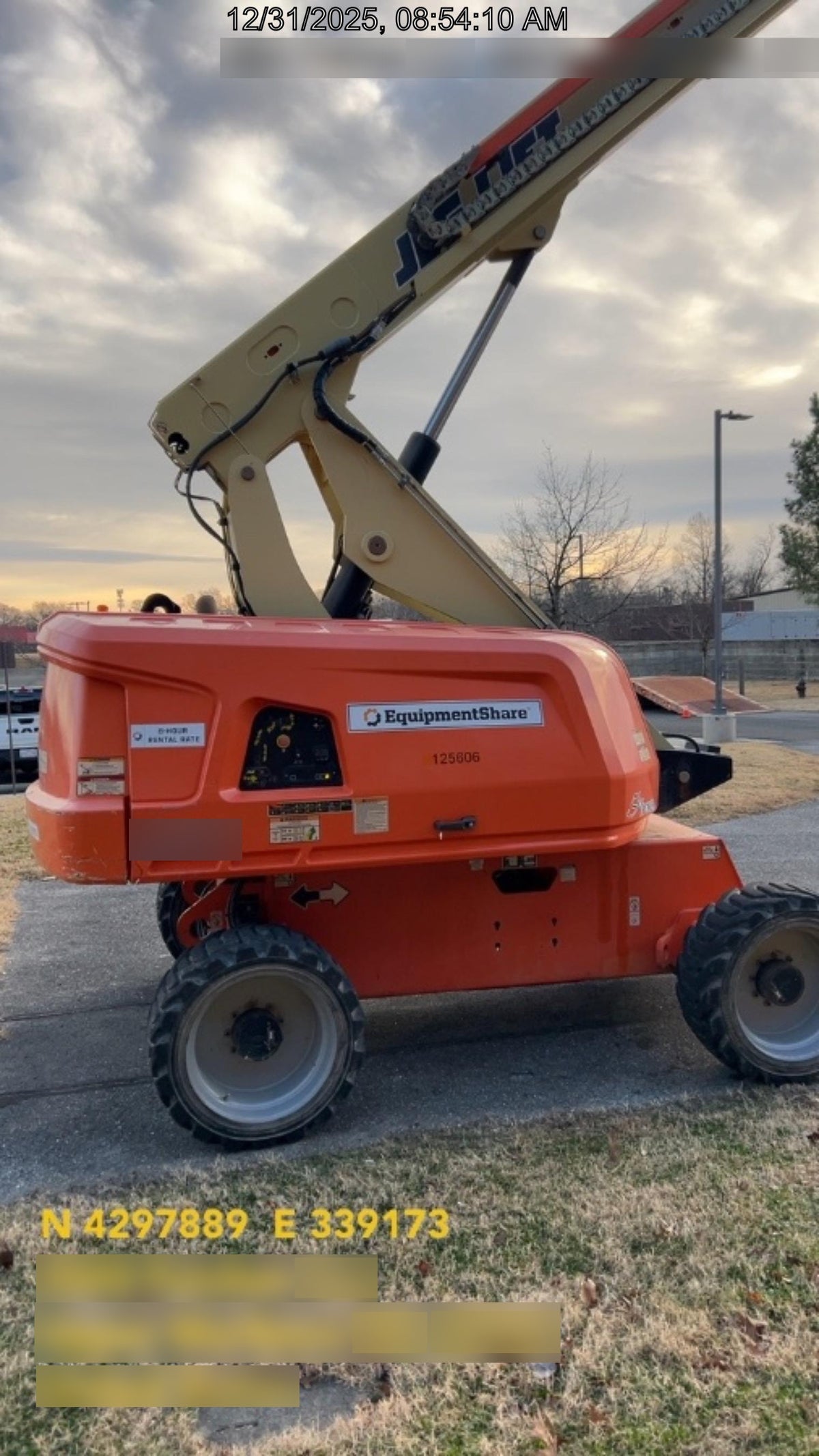 2021 JLG 660SJ