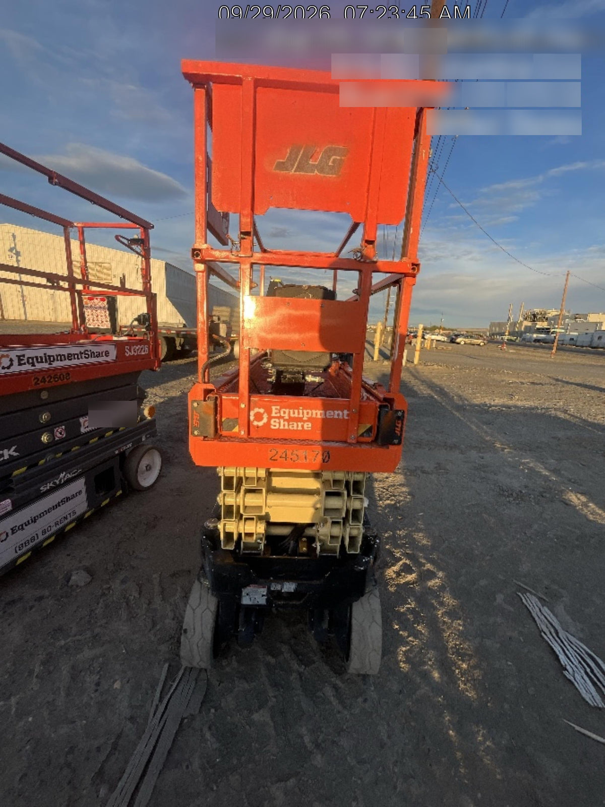 2022 JLG ES2632