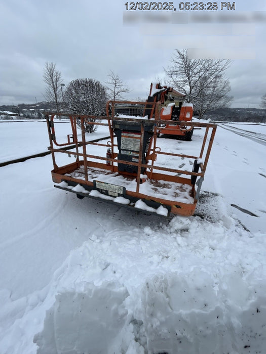 2019 JLG 860SJ