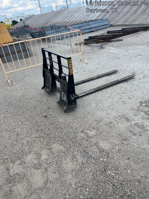 2025 ARROW MATERIAL HANDLING F5100CB - 72"