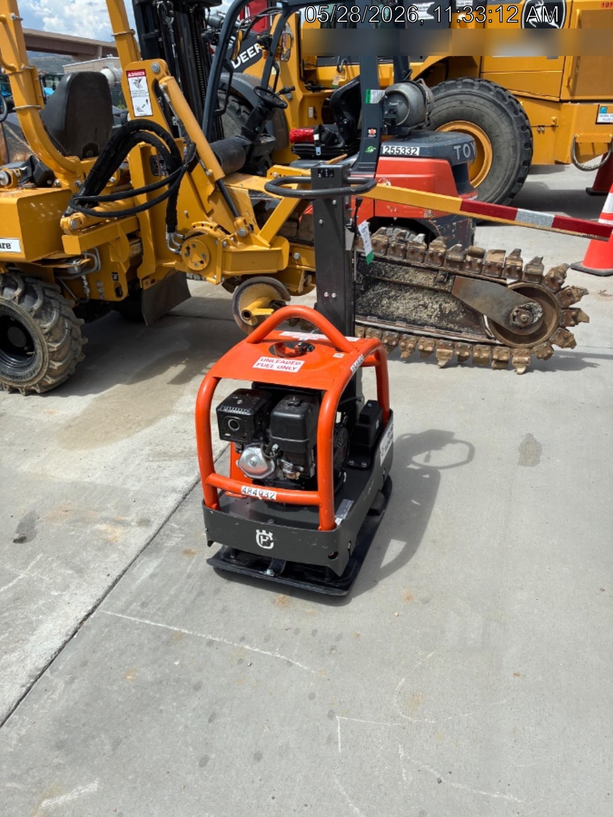 2025 HUSQVARNA LG300