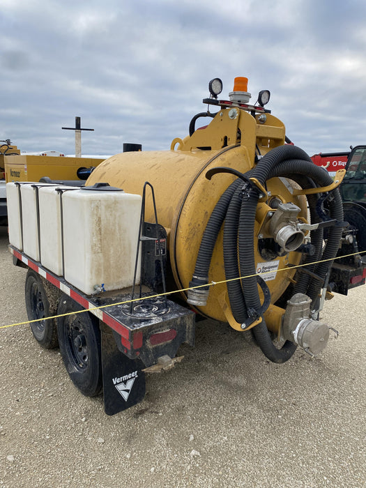 2023 Vac-Tron LP573XDT T4 Koehler Diesel Engine, 500 Gallon Debris Tank, x2 100 Gallon Water Tanks