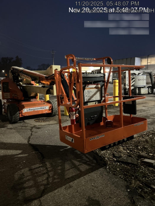 2019 JLG E450AJ