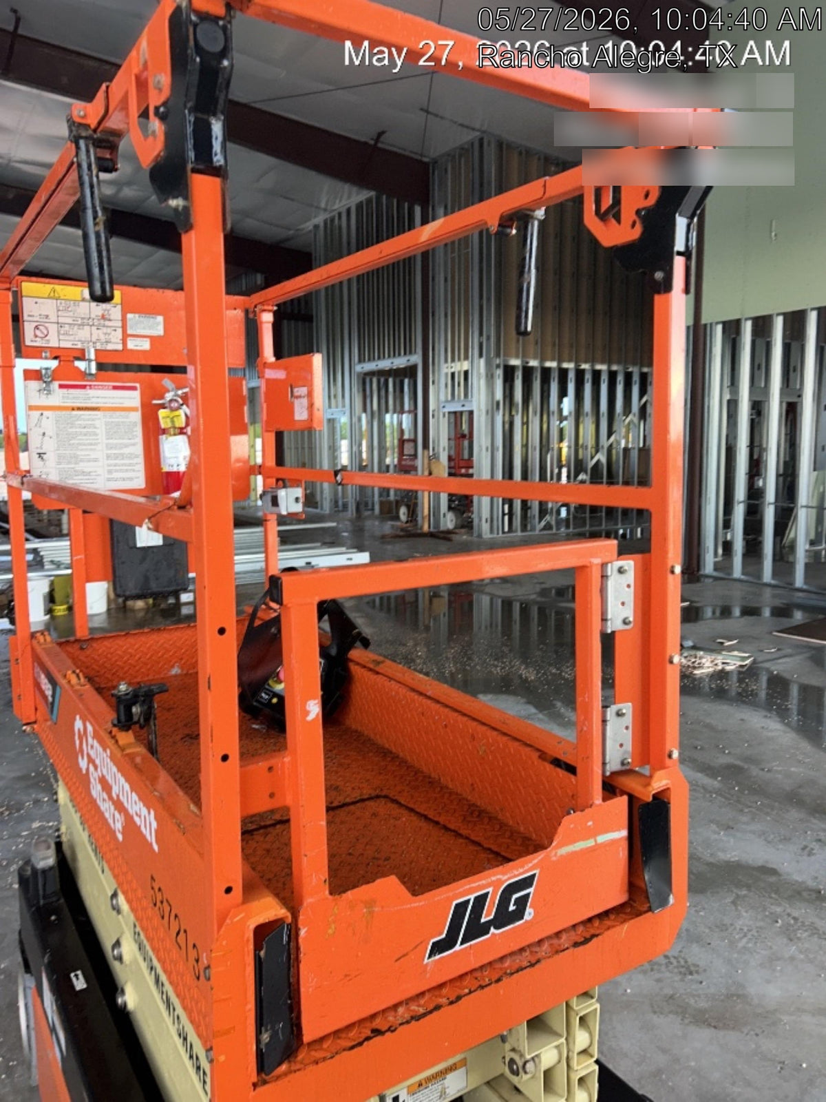 2025 JLG ES1932