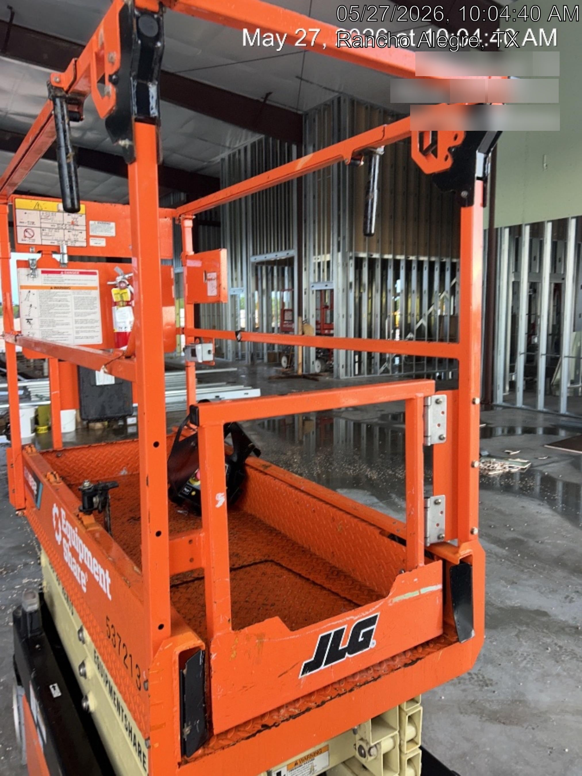2025 JLG ES1932