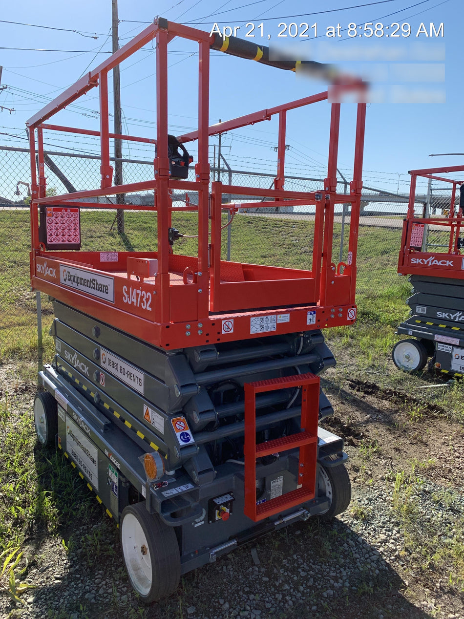 2021 SKYJACK SJ4732