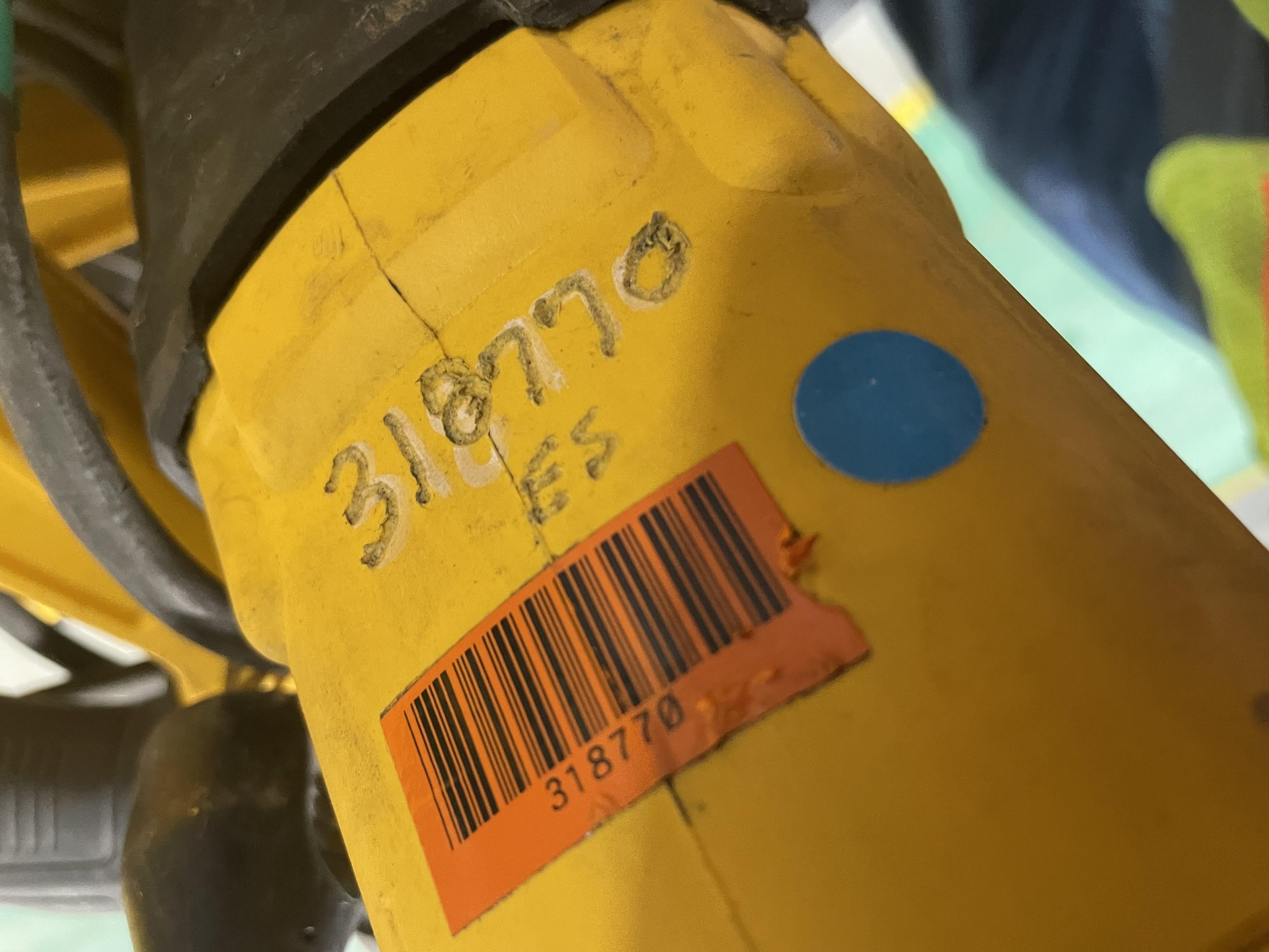 2023 DEWALT DWE305