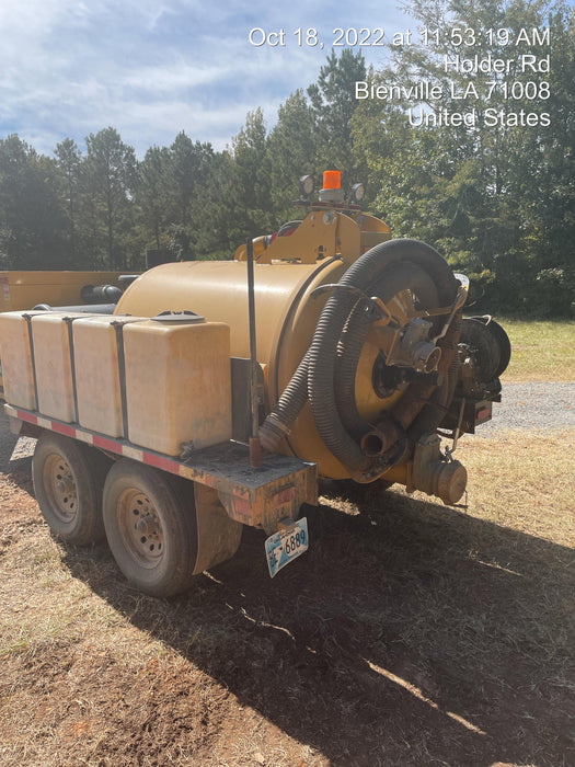 2021 VAC-TRON LP573XDT