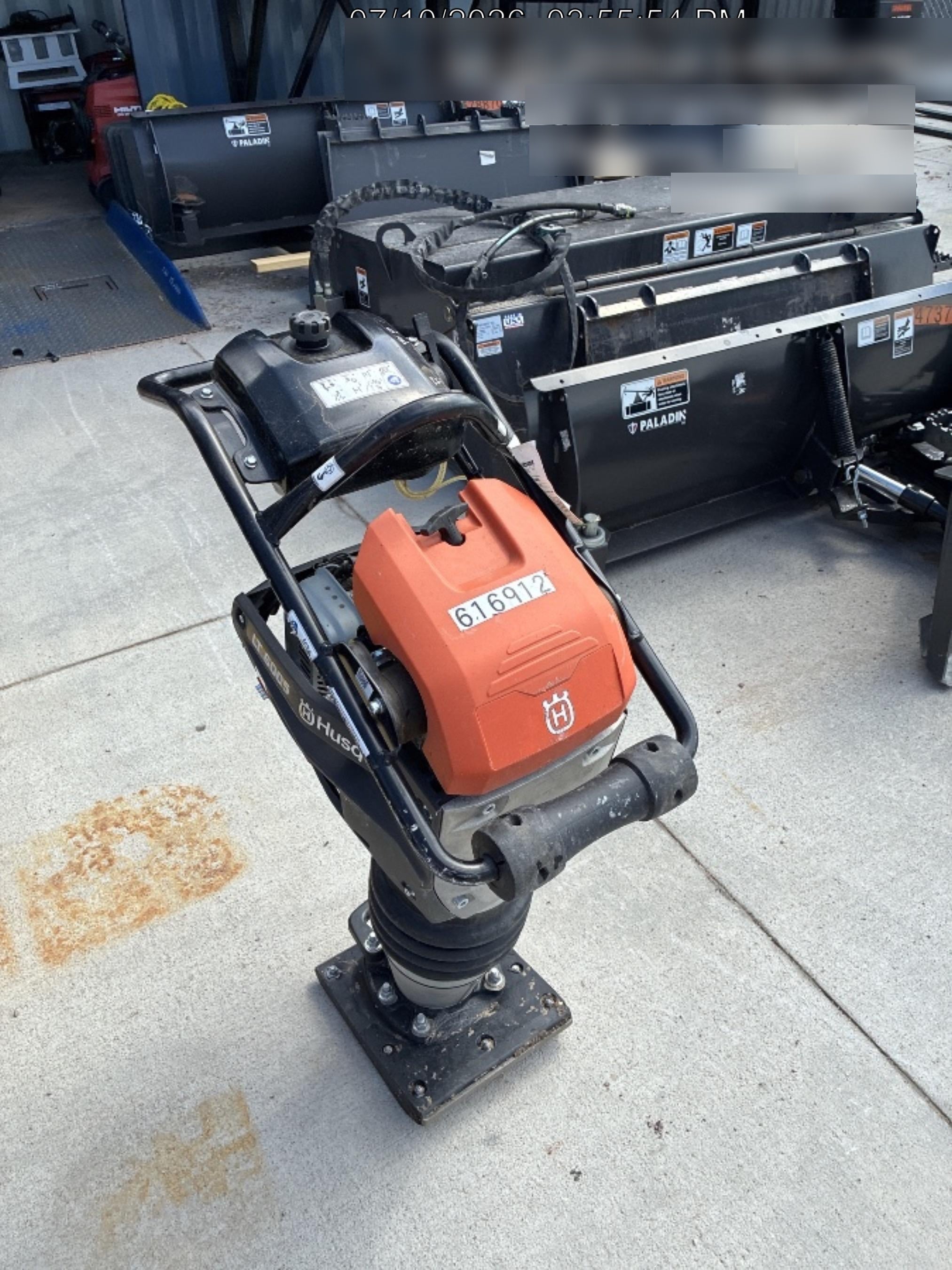 2025 HUSQVARNA LT6005