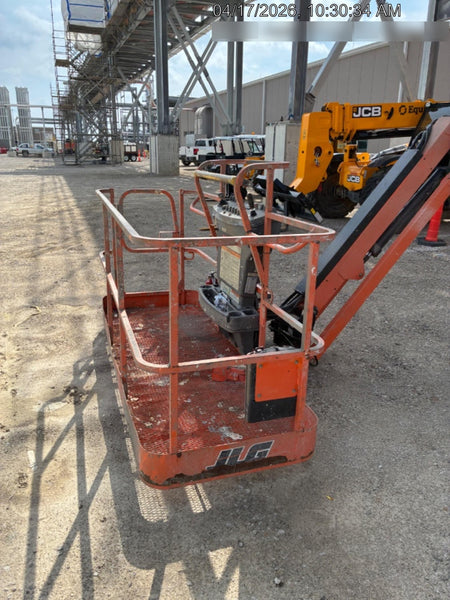 2018 JLG 660SJ