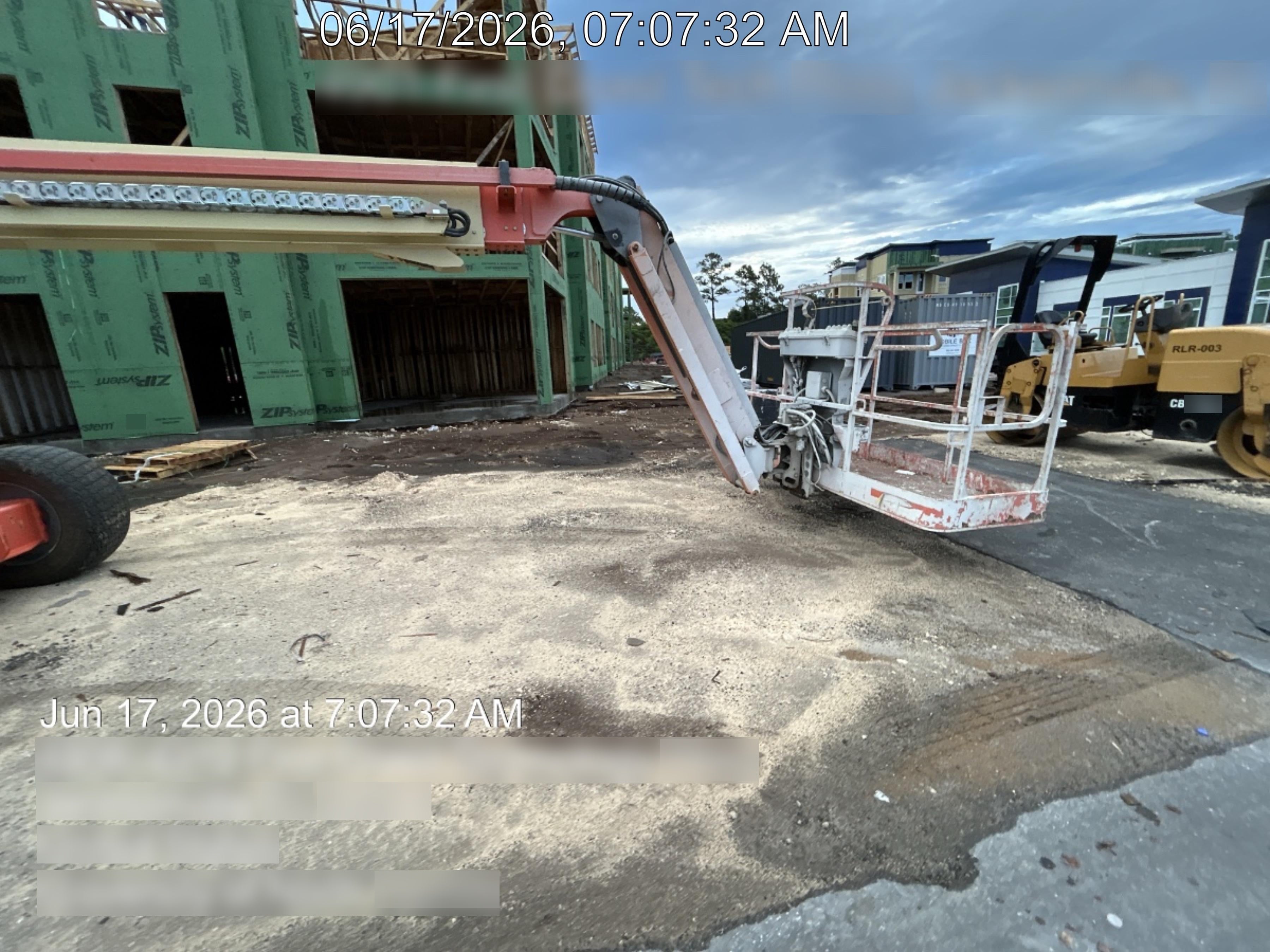 2022 JLG 660SJ