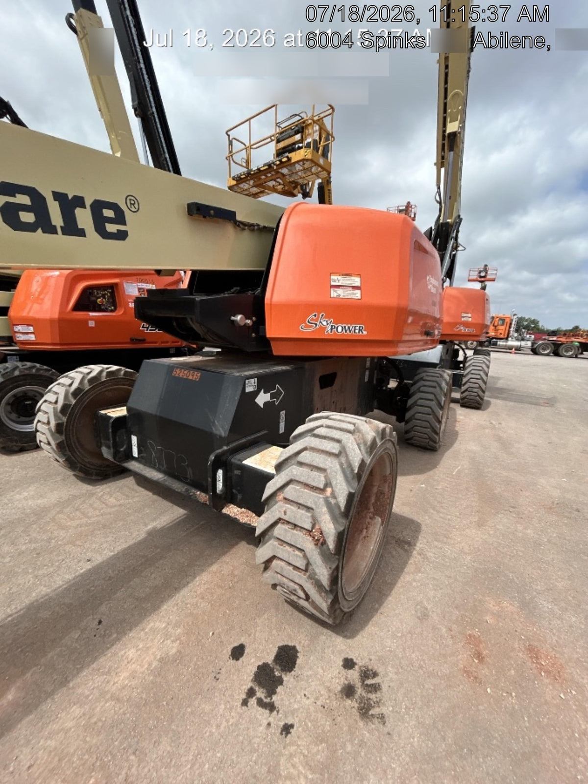 2025 JLG 660SJ