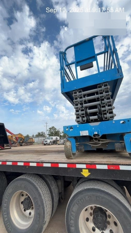 2019 Genie GS-4047 Folding rails with half height swing gate