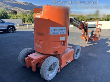 2019 JLG E300AJP
