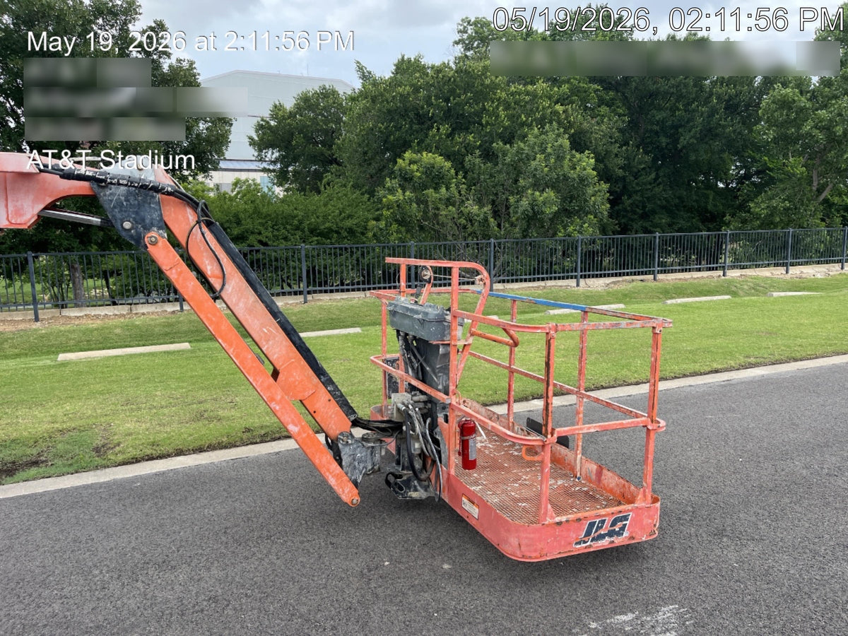 2019 JLG 660SJ