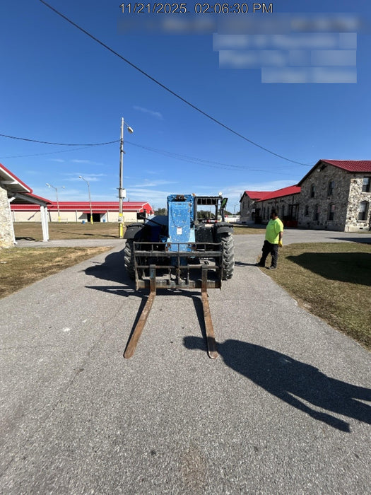 2018 Genie GTH-844 Genie GTH-844D w/Open ROPS, FF Tires, Work Light/Beacon, 60" Carriage and Forks