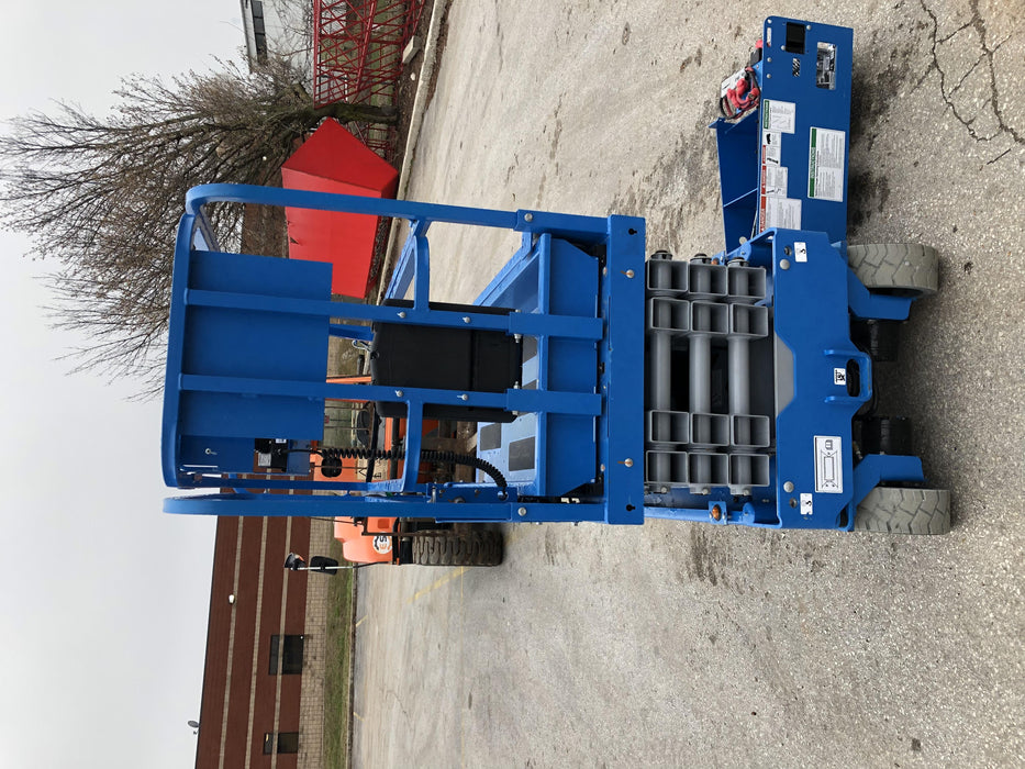 2019 Genie GS-1930 Fixed Rails with Chain Entry