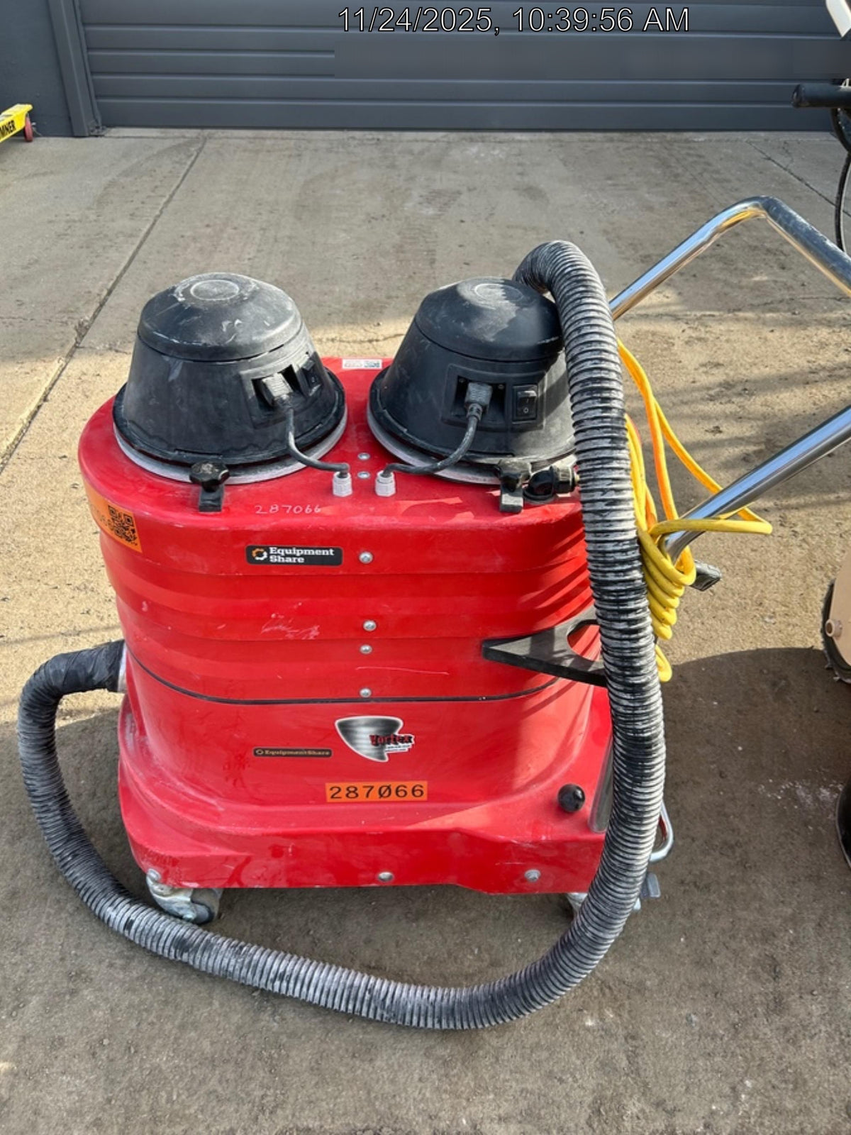 2022 EDCO VAC-200