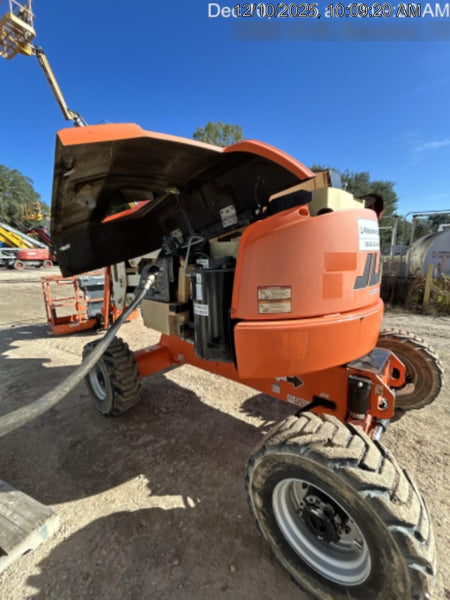 2019 JLG 450AJ