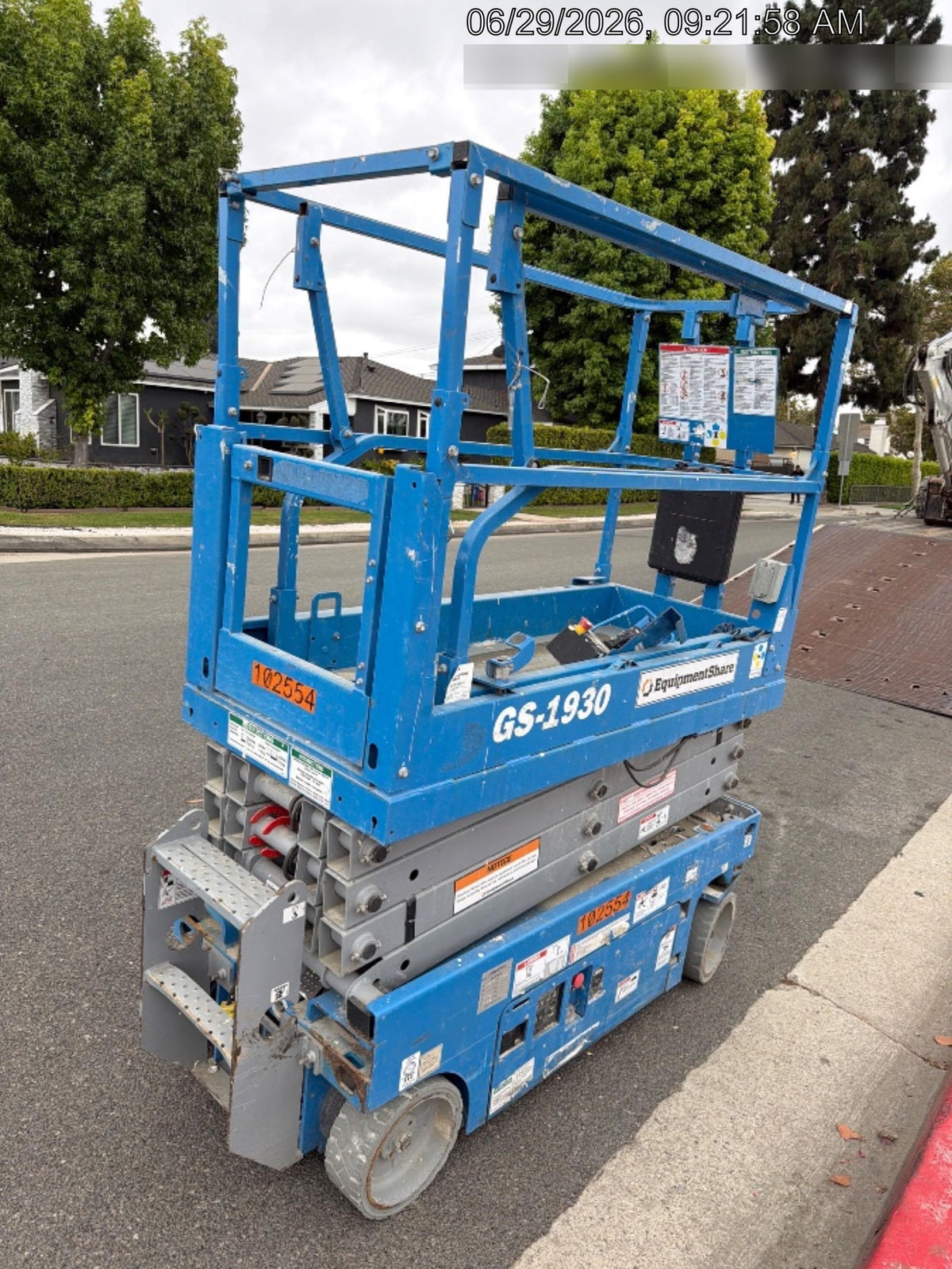 2020 Genie GS-1930 Solid Non Marking Tires, Beacon, Folding rails with half height swing gate, 800W Inverter