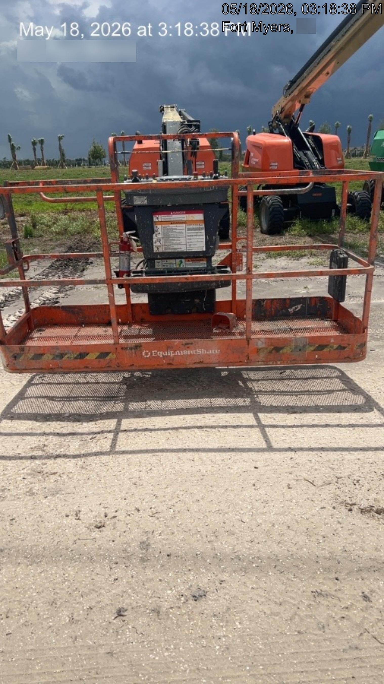 2023 JLG 860SJ