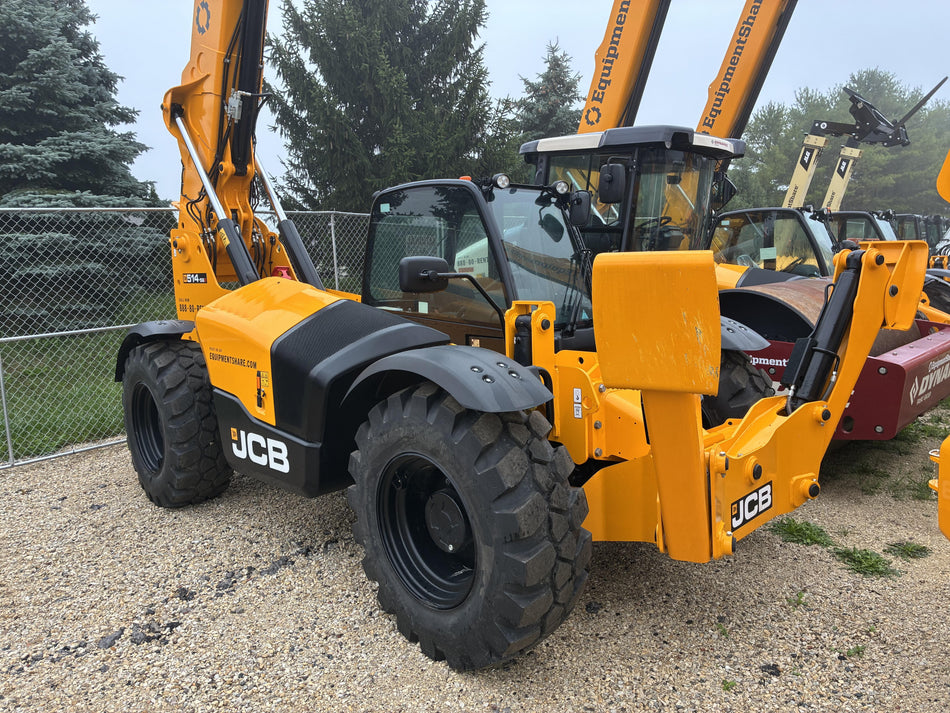 2026 JCB 514-56