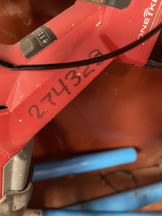 2022 MILWAUKEE 2822-22