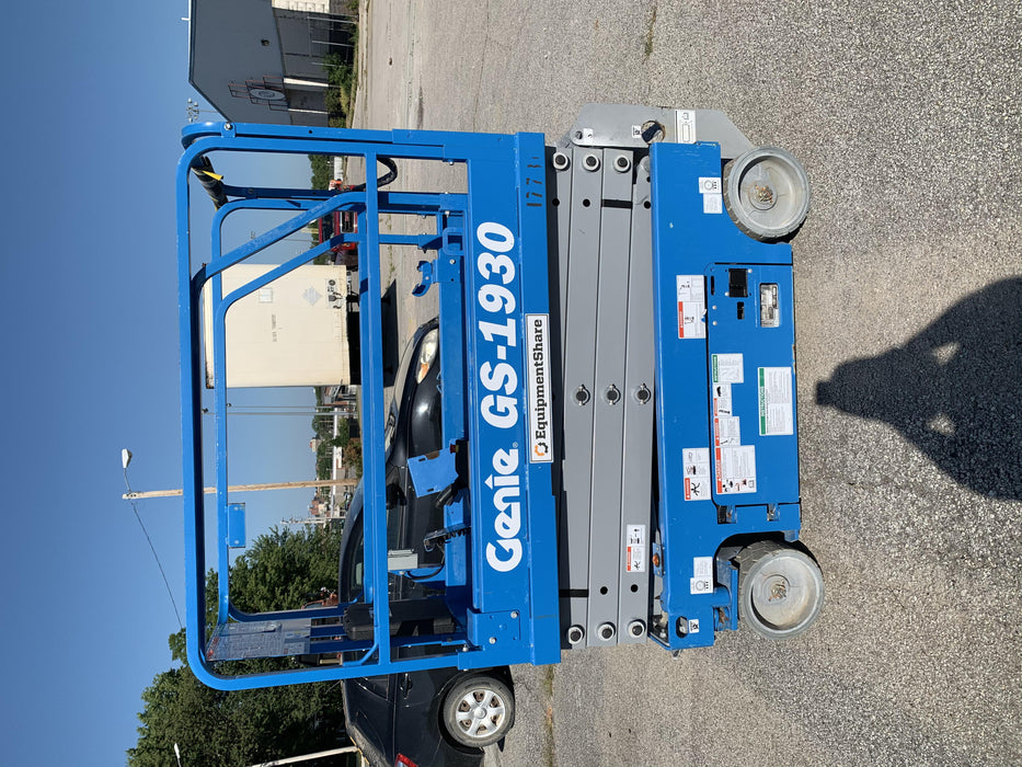2018 Genie GS-1930 Genie GS-1930 w/Fixed Rail, Chain Entry