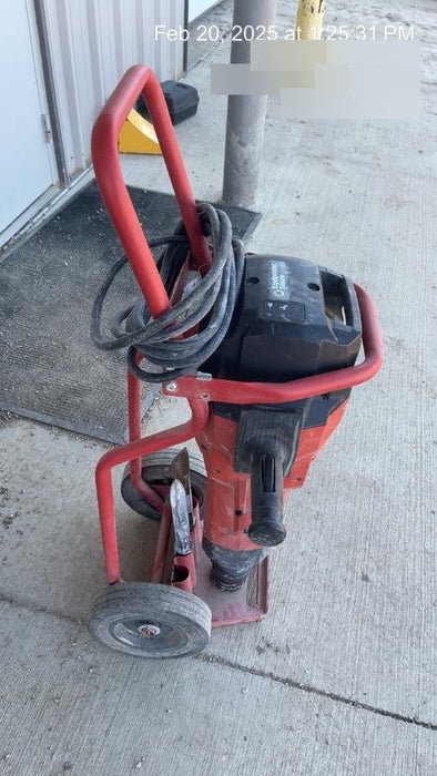 2022 HILTI TE 3000-AVR