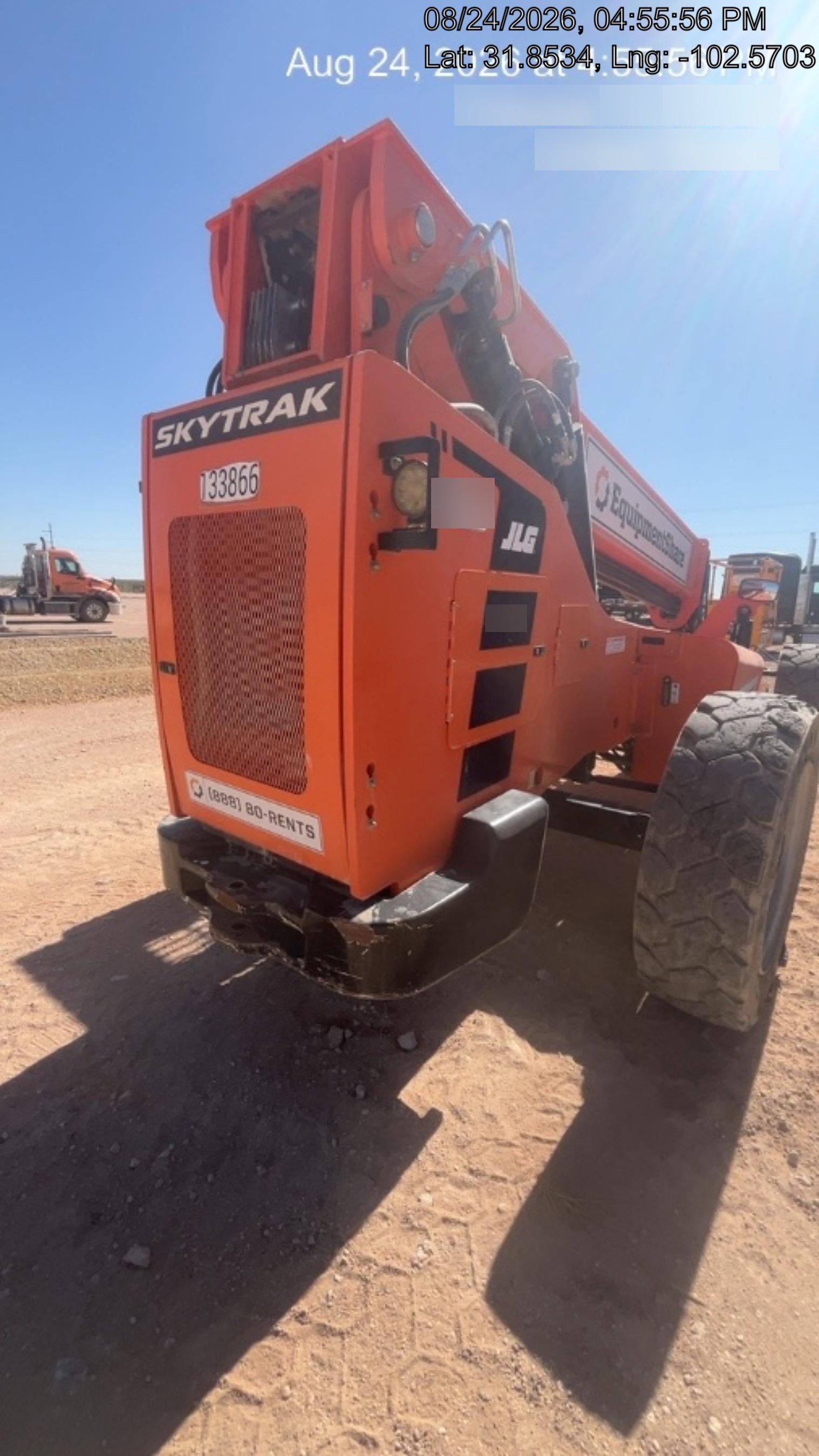 2021 SKYTRAK 8042