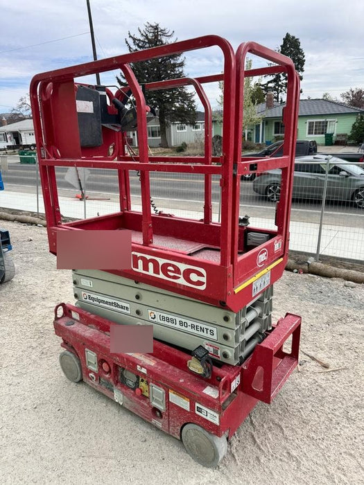 2020 MEC 1330SE Solid NM Tires, Steel Swing out Doors, LCS, Beacon, 900W Invertor