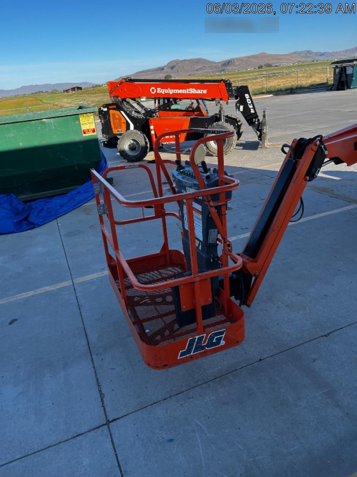 2019 JLG E450AJ