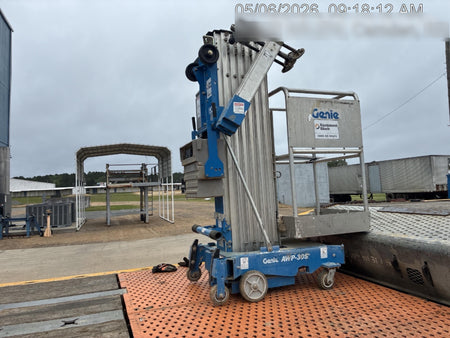 2018 GENIE AWP-30S